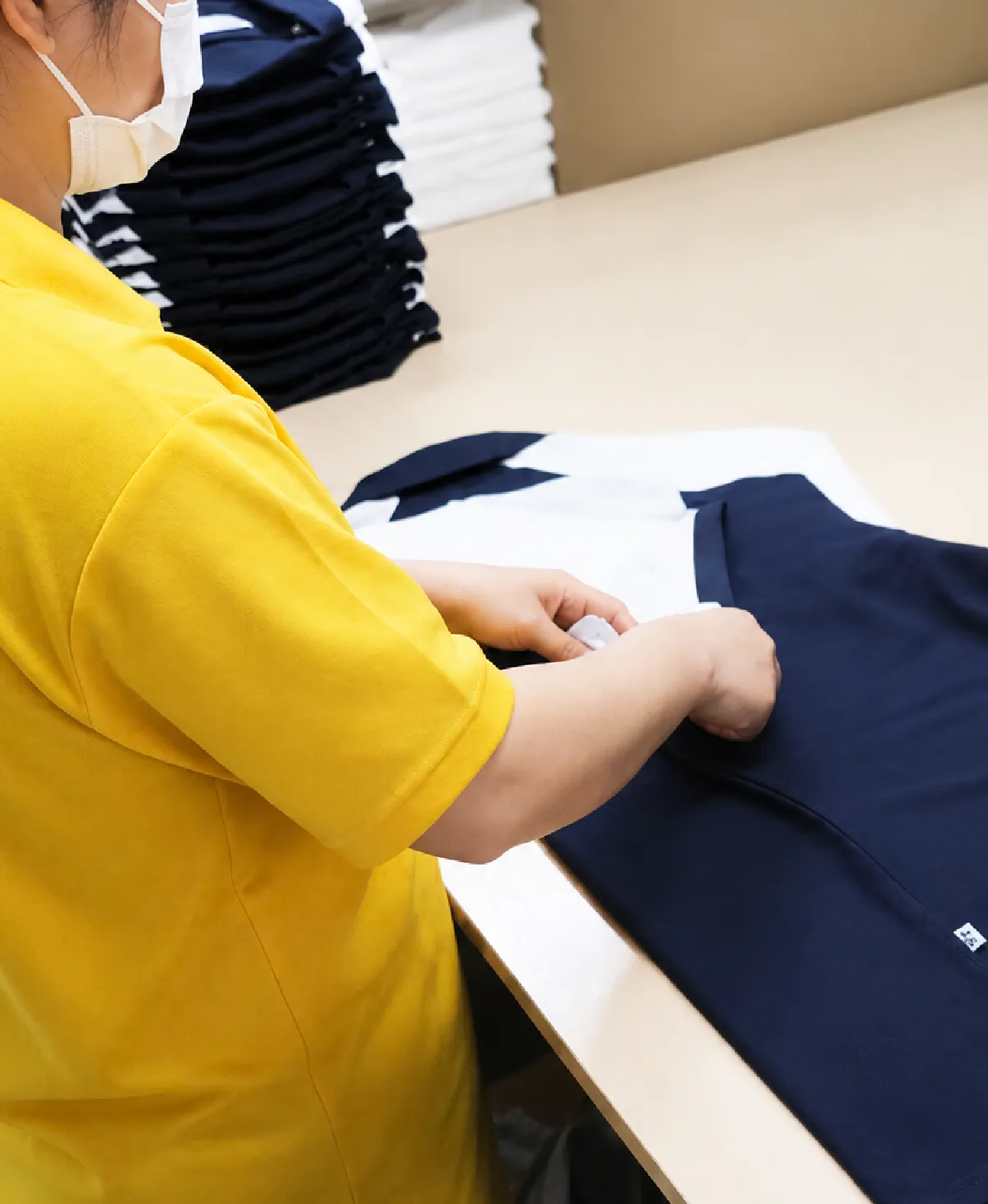 Thiết kế & phát triển mẫu đồng phục doanh nghiệp của Tân Phạm Gia