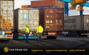 Workwear Uniforms for Logistics Warehouse Staff