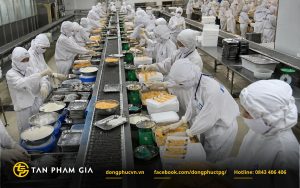 Kinh nghiệm doanh nghiệp cần lưu ý khi đặt may đồng phục chế biến thực phẩm số lượng lớn