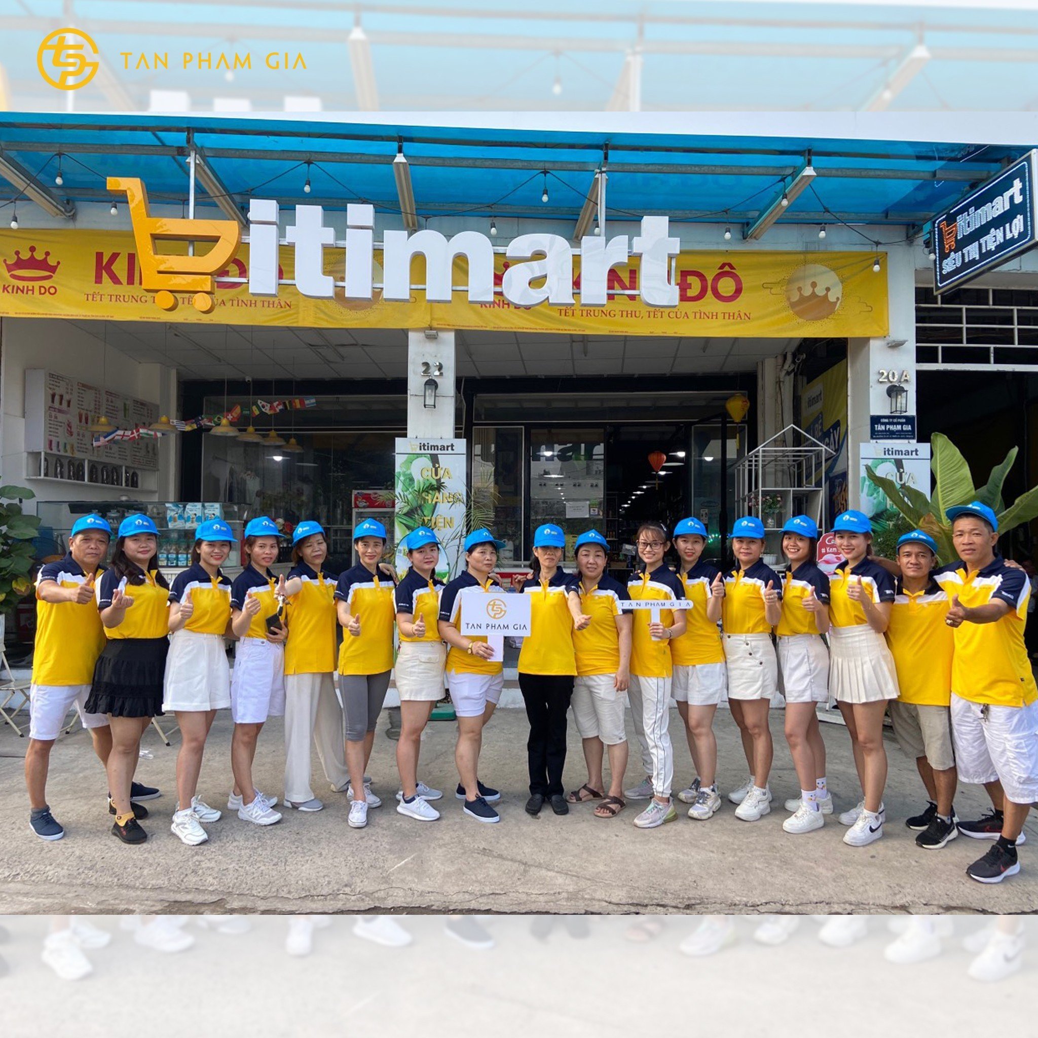 Tân Phạm Gia tham dự chương trình đi bộ đồng hành gây quỹ vì người nghèo và quỹ đền ơn đáp nghĩa (4)