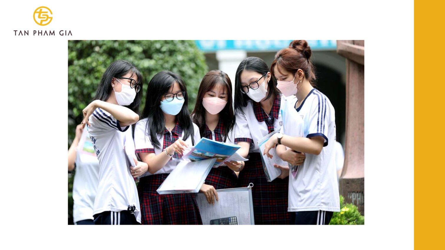 Mẫu áo thun đồng phục cho Nhóm luyện thi đại học