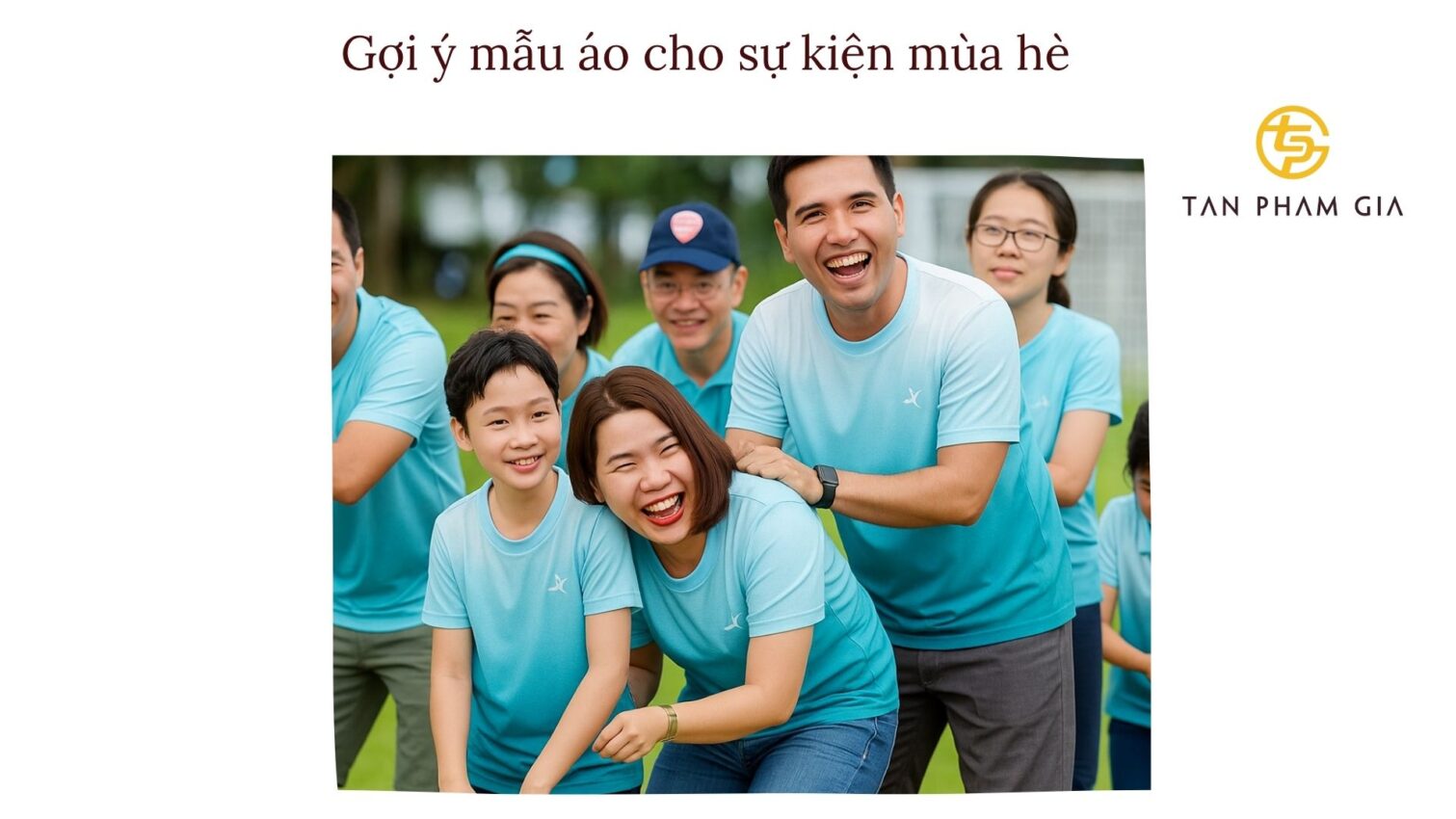 Mẫu áo thun đồng phục phù hợp mùa hè năng động