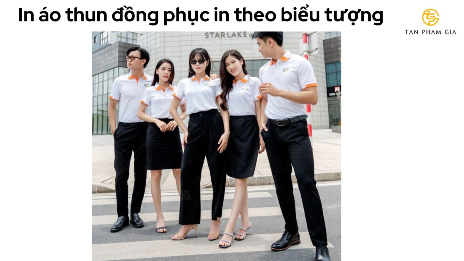 In áo thun đồng phục in theo biểu tượng