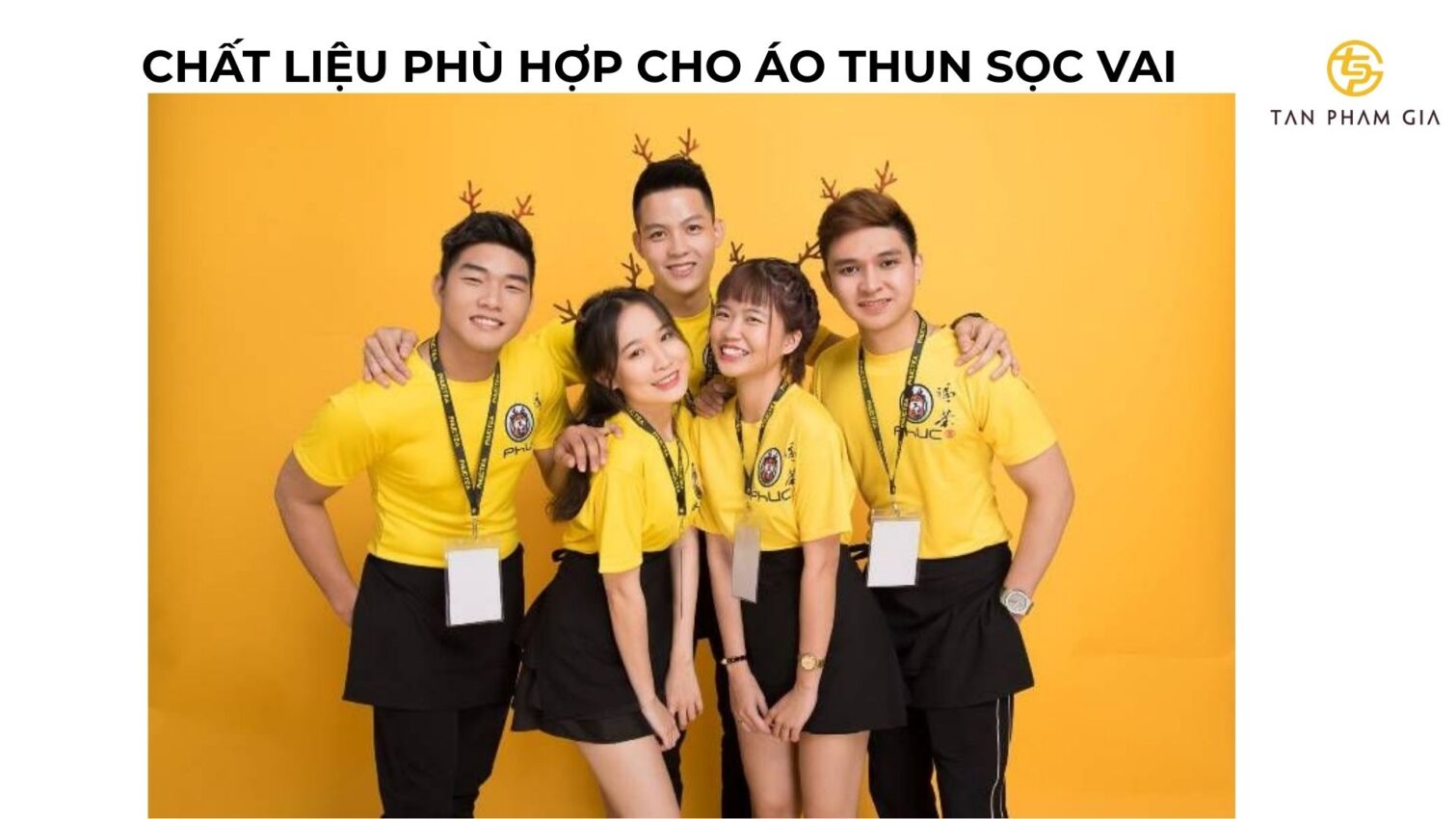 Mẫu áo thun đồng phục phối sọc vai