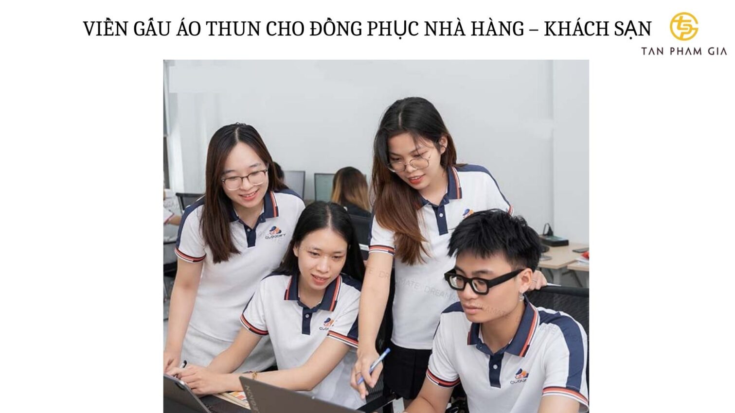 Mẫu áo thun đồng phục phối viền gấu