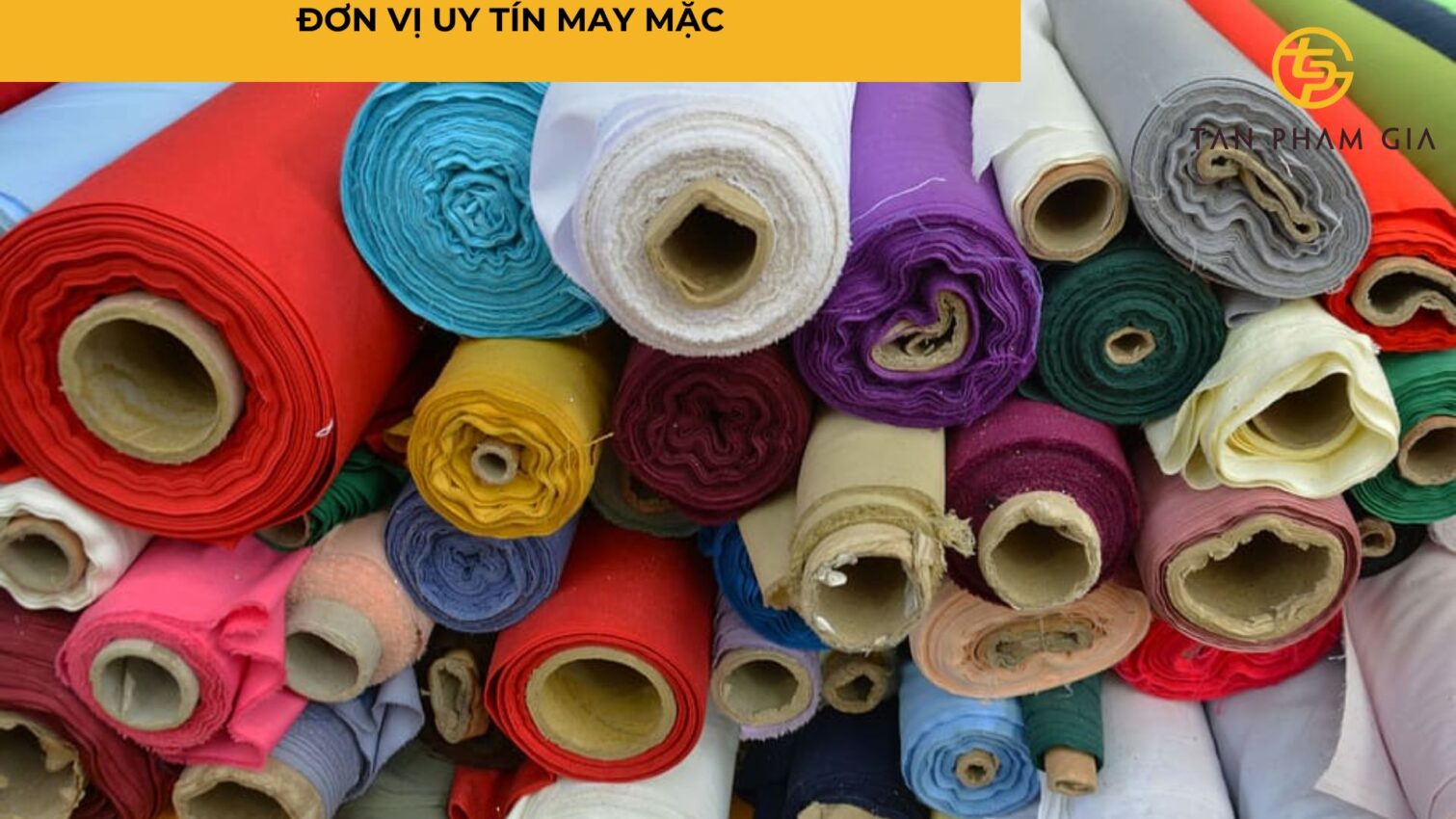 Áo thun đồng phục chất liệu nhẹ mùa hè