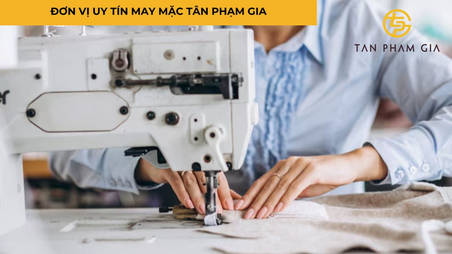 In áo thun đồng phục in theo slogan