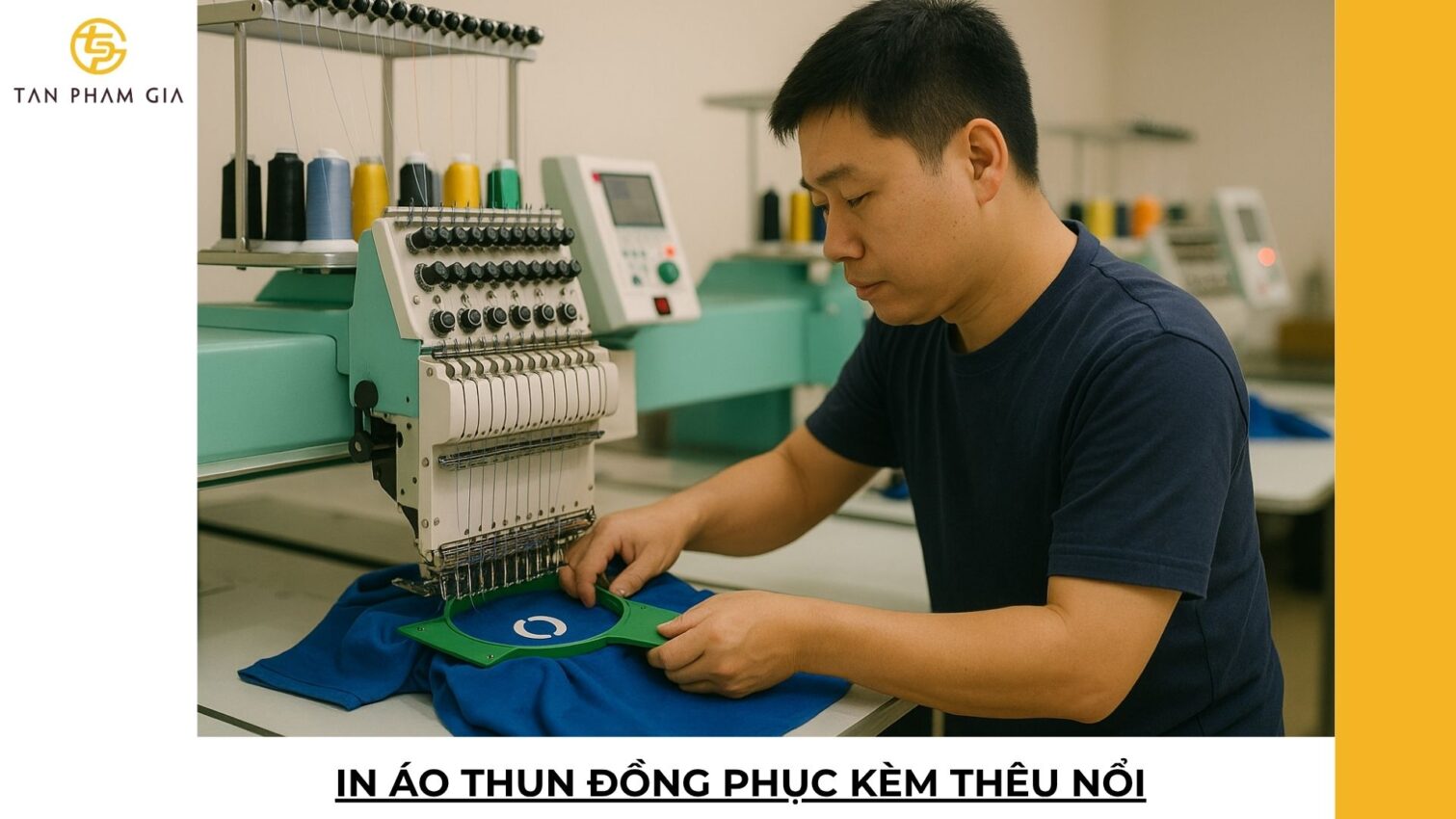 In áo thun đồng phục kèm thêu nổi