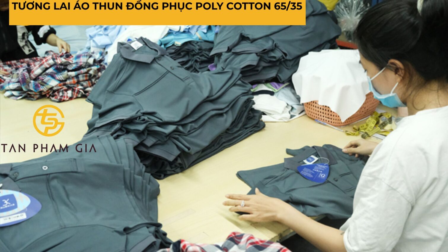 Áo thun đồng phục chất liệu poly cotton 65/35