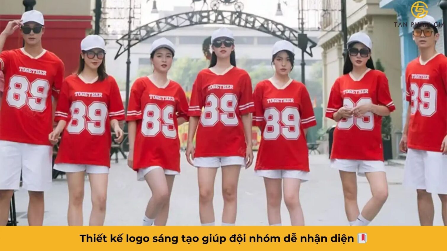 Mẫu Áo Teambuilding Nổi Bật