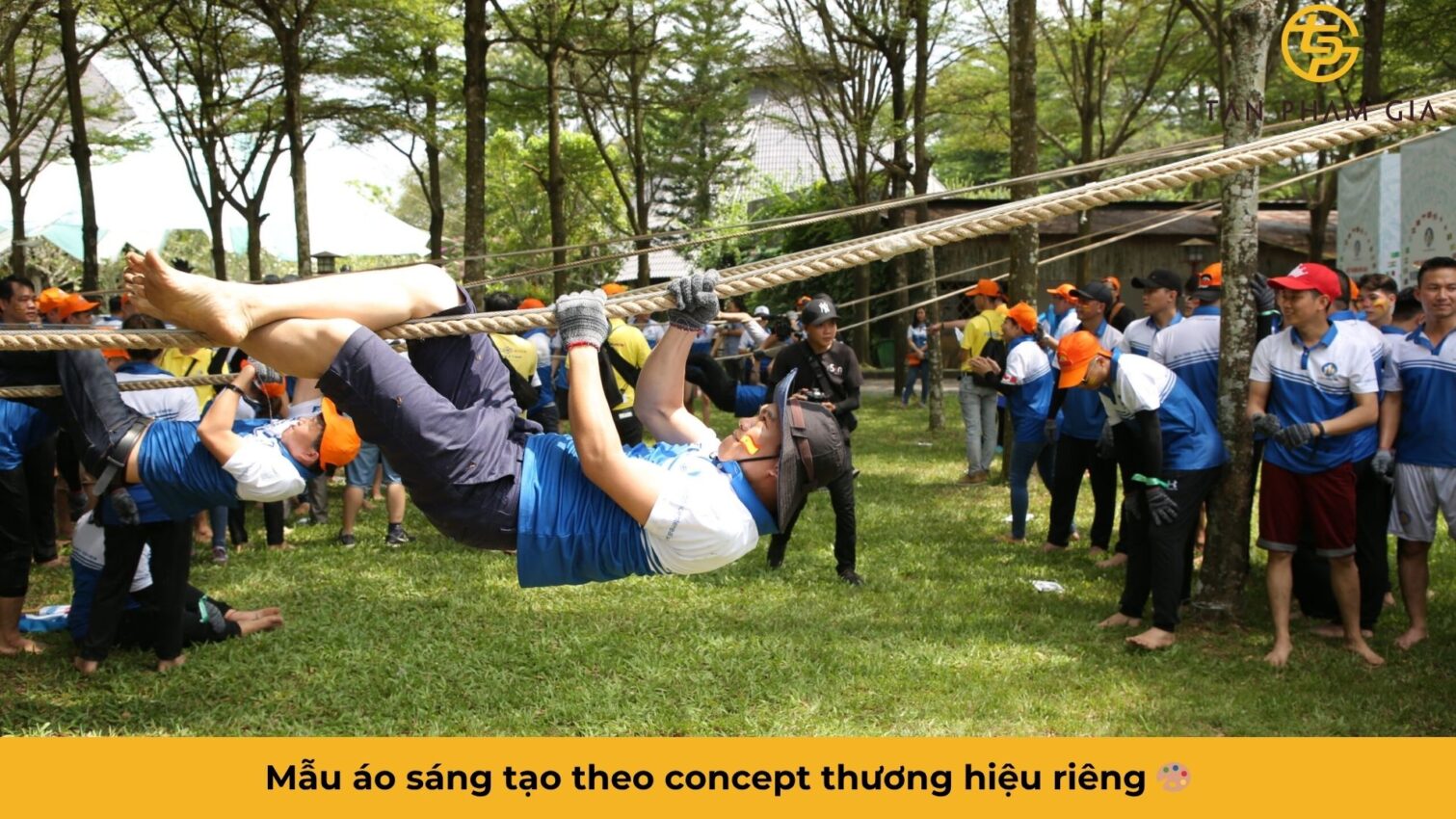 Mẫu Áo Teambuilding Sáng Tạo