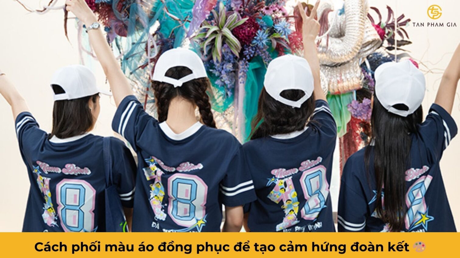 Mẫu Áo Teambuilding Nổi Bật