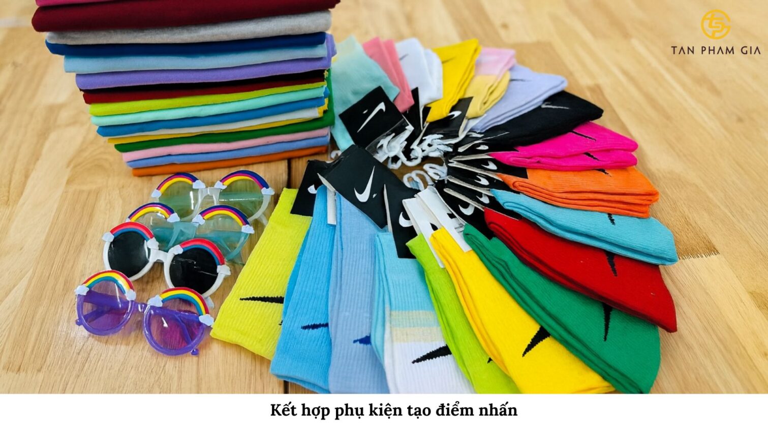 Đặt Áo Nhóm Du Lịch Giá Sỉ