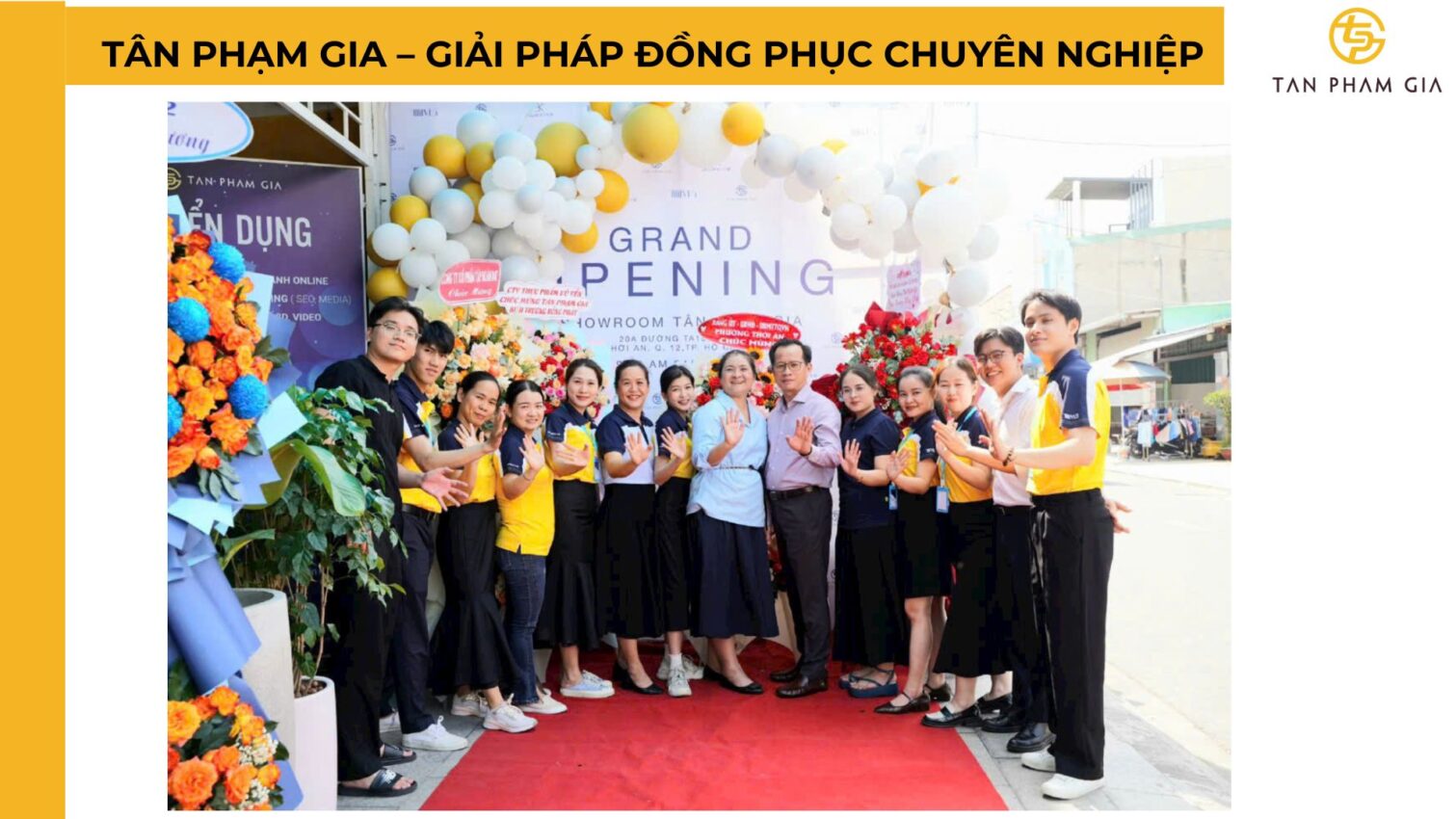 Đồng phục công sở phối màu pastel